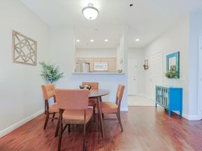 8 Walnut St 209, Peabody MA 01960