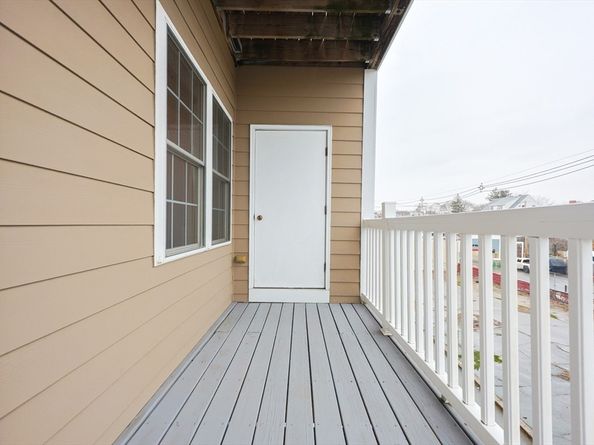 8 Walnut St 209, Peabody MA 01960