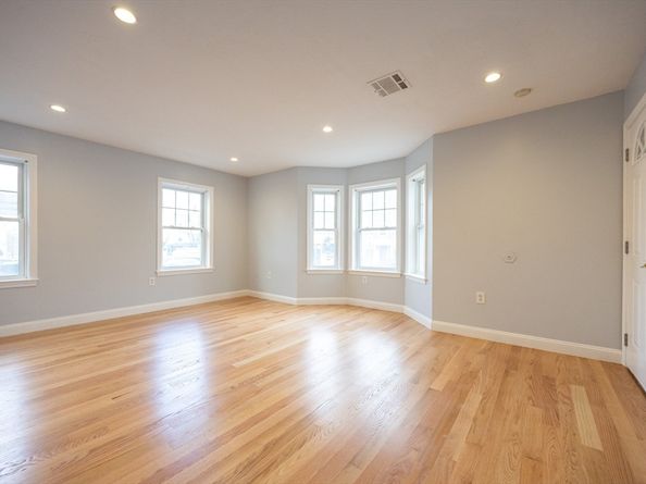 1613 Dorchester Ave 1, Boston MA 02122