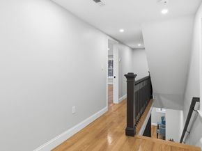 35 Oak St, Tewksbury MA 01876