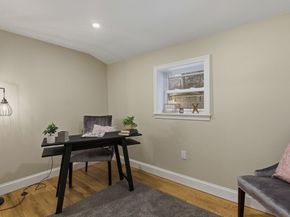 35 Oak St, Tewksbury MA 01876