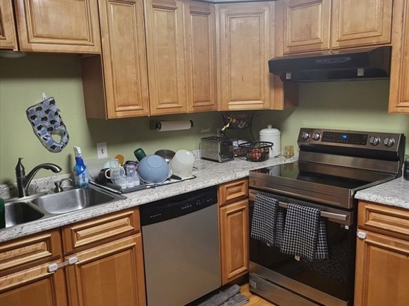 24 Marden Ave 24, Boston MA 02124