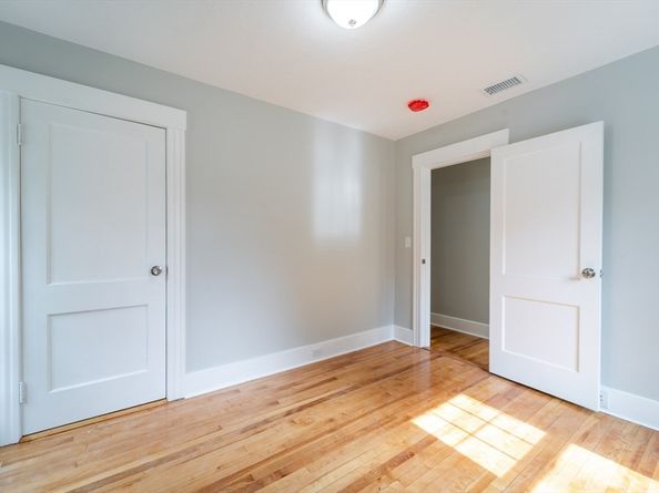 45 Goldthwaite Rd, Worcester MA 01605