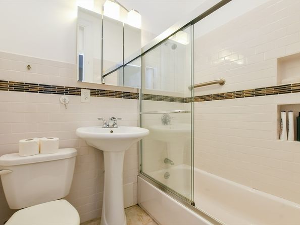 1091 Boylston St 31, Boston MA 02215