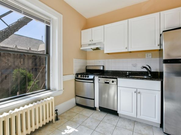 1091 Boylston St 31, Boston MA 02215