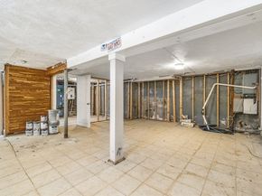 2 Perreault Ave, Billerica MA 01821