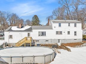 2 Perreault Ave, Billerica MA 01821