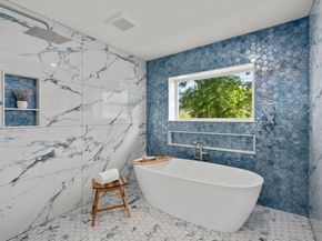 4 Grove St, Medford MA 02155