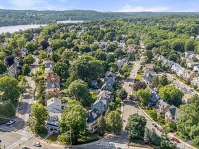 4 Grove St, Medford MA 02155