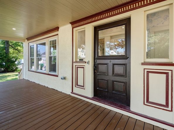 4 Grove St, Medford MA 02155