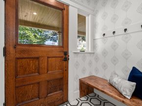 4 Grove St, Medford MA 02155