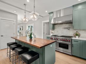 4 Grove St, Medford MA 02155