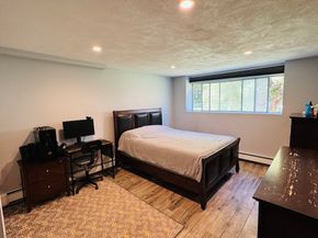 7 Thomas Dr, Framingham MA 01701