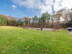 1 Drummer Rd A5, Acton MA 01720