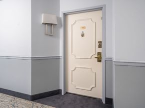 250 Hammond Pond Parkway 1111S, Newton MA 02467