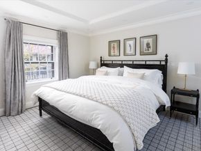 142 Chestnut St 89, Boston MA 02108