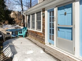 136 Leonard Street, Gloucester MA 01930