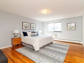 57 Saint Paul St. 19, Brookline MA 02445