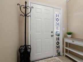 70 Moreland Green Dr, Worcester MA 01609