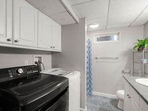 70 Moreland Green Dr, Worcester MA 01609