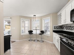 70 Moreland Green Dr, Worcester MA 01609