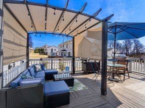 70 Moreland Green Dr, Worcester MA 01609