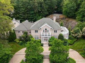 43 Bristol Rd, Wellesley MA 02481