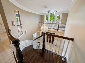 43 Bristol Rd, Wellesley MA 02481