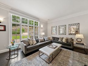 43 Bristol Rd, Wellesley MA 02481