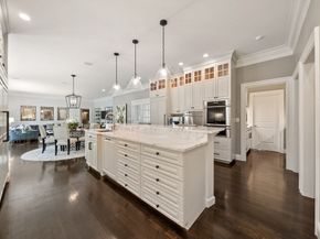 43 Bristol Rd, Wellesley MA 02481