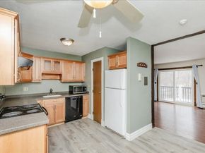 3 Chapel Hill Drive 10, Plymouth MA 02360