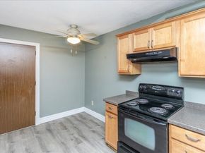 3 Chapel Hill Drive 10, Plymouth MA 02360