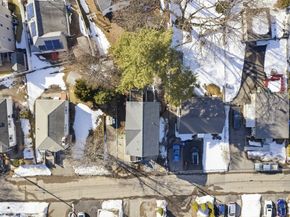 44 Lakeview Terrace, Waltham MA 02451