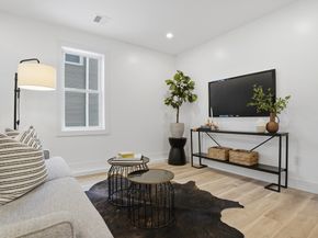 44 Lakeview Terrace, Waltham MA 02451