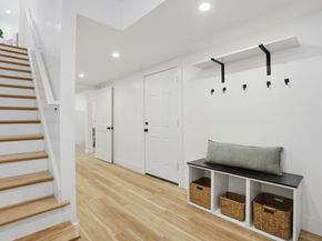 44 Lakeview Terrace, Waltham MA 02451