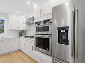 44 Lakeview Terrace, Waltham MA 02451