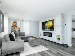 16 Vincent Cir, Worcester MA 01604