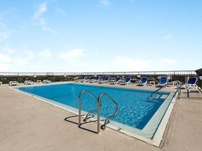 77 Adams St 610, Quincy MA 02169