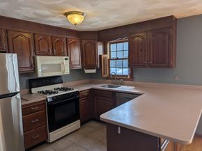 152 Wellman Ave. 152, Chelmsford MA 01863