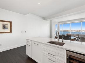 22 Liberty Dr 8F, Boston MA 02210