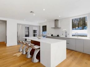 3 Effie Pl, Lexington MA 02421