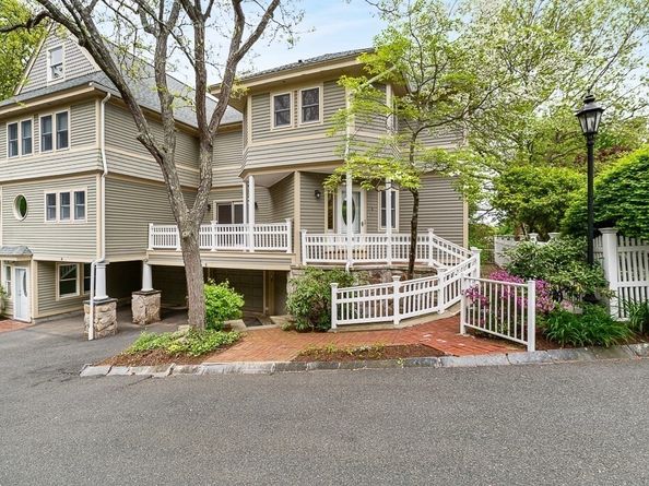 21 Pine Street 5, Manchester MA 01944