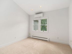 21 Pine Street 5, Manchester MA 01944