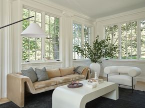 15 Farlow Rd, Newton MA 02458