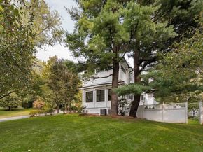 15 Farlow Rd, Newton MA 02458