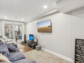 271 W 5th St, Boston MA 02127