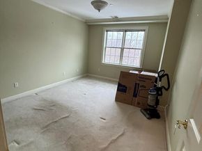 350 Greene St 305, North Andover MA 01845
