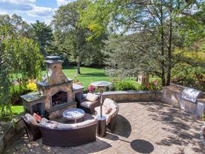 12 Wyndemere Drive, Southborough MA 01772