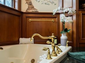 12 Wyndemere Drive, Southborough MA 01772
