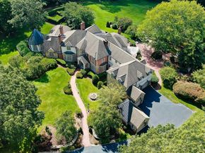 12 Wyndemere Drive, Southborough MA 01772